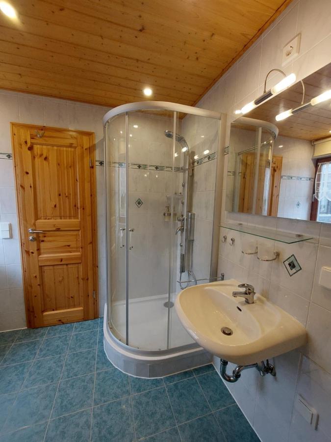 Ferienwohnung Zur Saaleaue Wettin Buitenkant foto